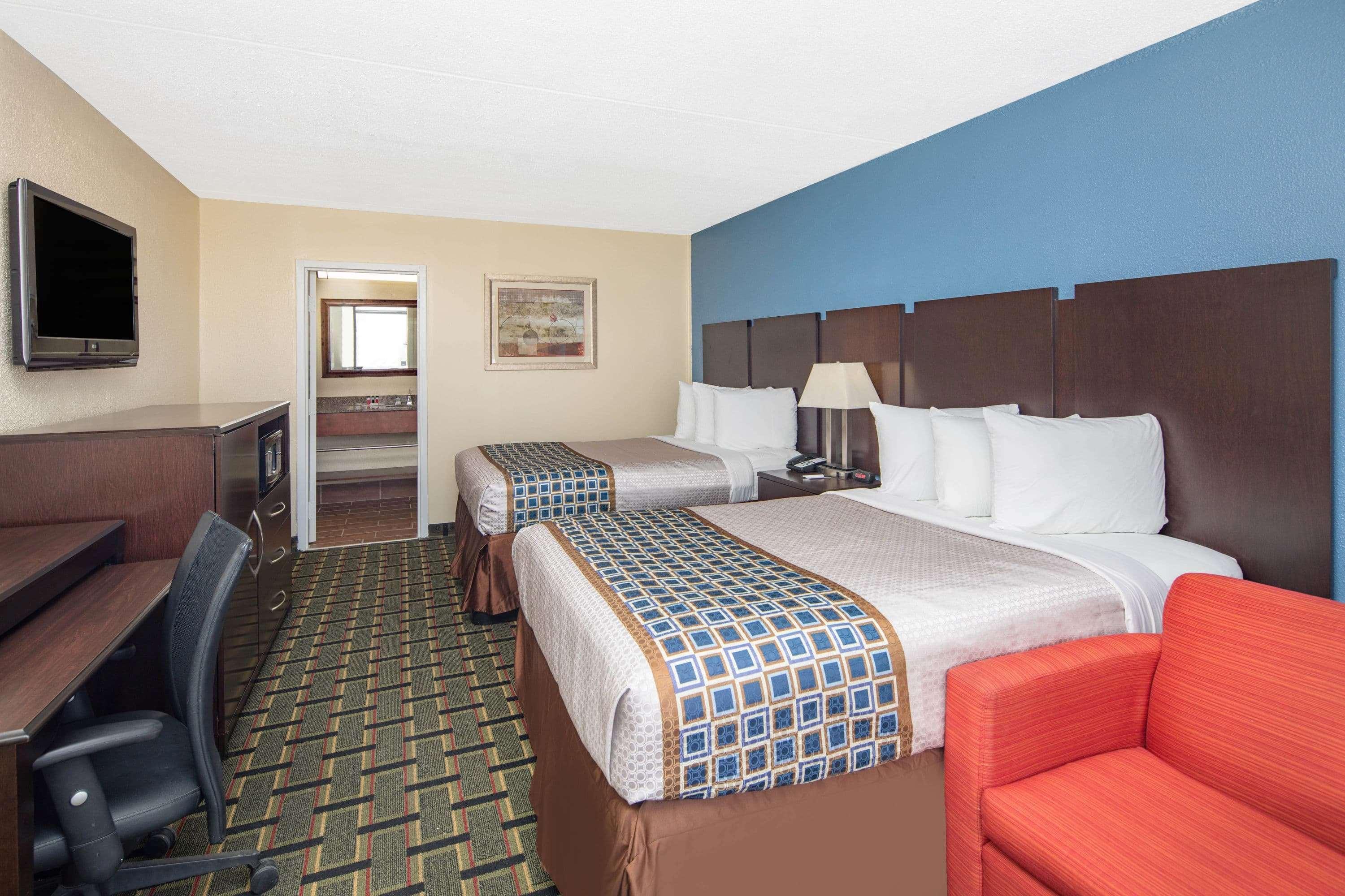Travelodge By Wyndham Savannah Area/Richmond Hill Exterior foto